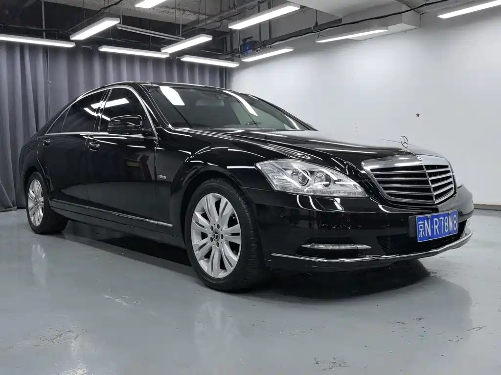 Mercedes-Benz S-Class — миниатюра 3
