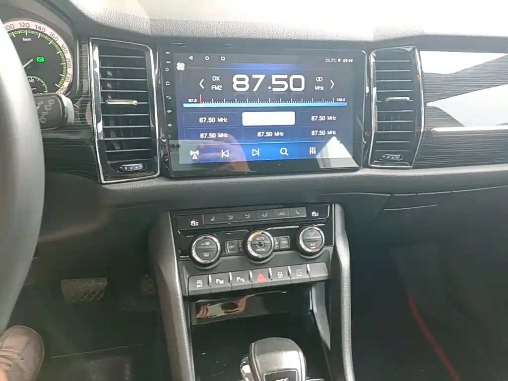 Skoda Kodiaq — миниатюра 13