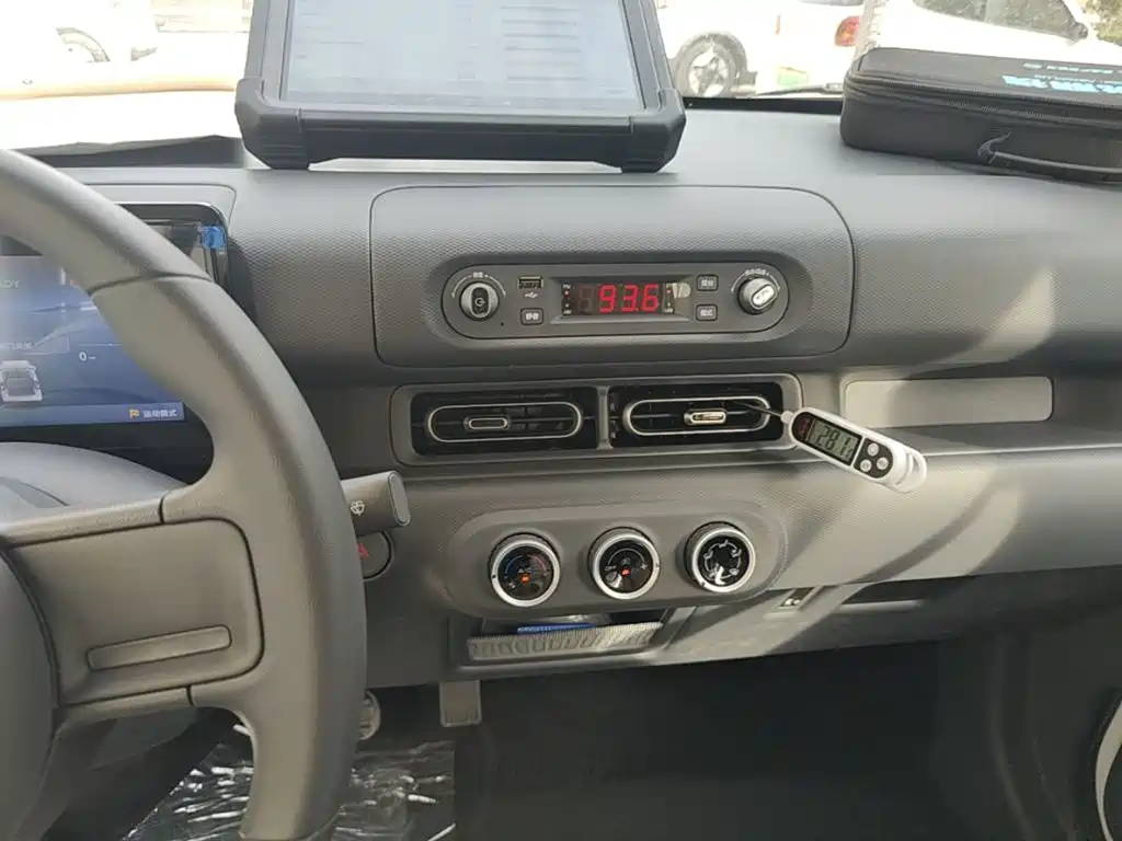 Wuling Zhiguang EV — миниатюра 13