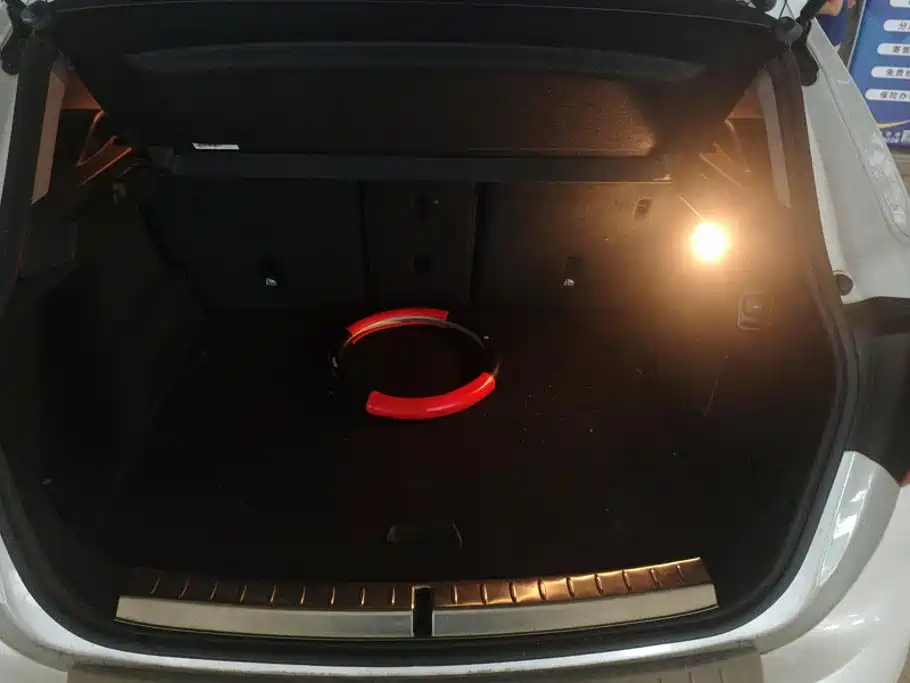 BMW 2 Series Active Tourer — миниатюра 4