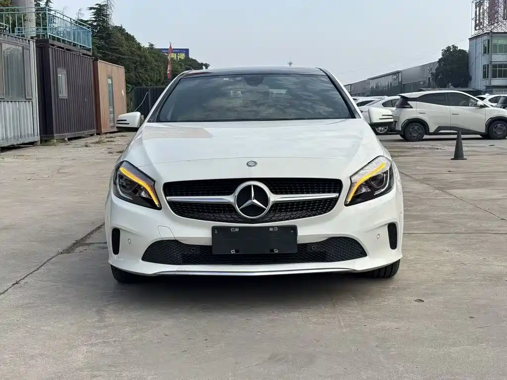 Mercedes-Benz A-Class (Import) — миниатюра 3