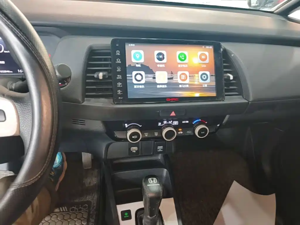 Honda Fit — миниатюра 13