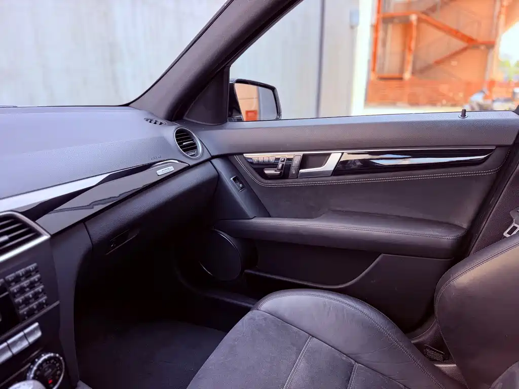 Mercedes-Benz C-Class AMG — миниатюра 27