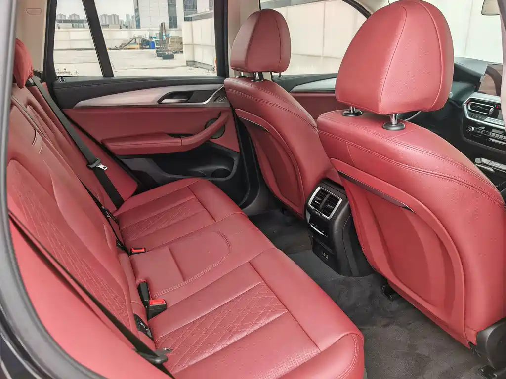 BMW iX3 — миниатюра 19