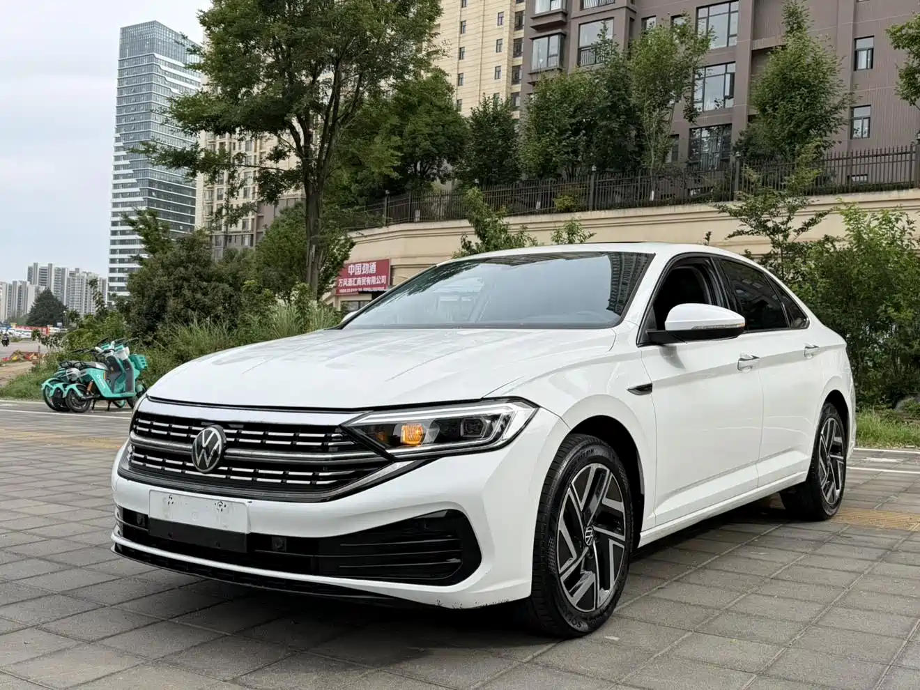 Volkswagen Sagitar