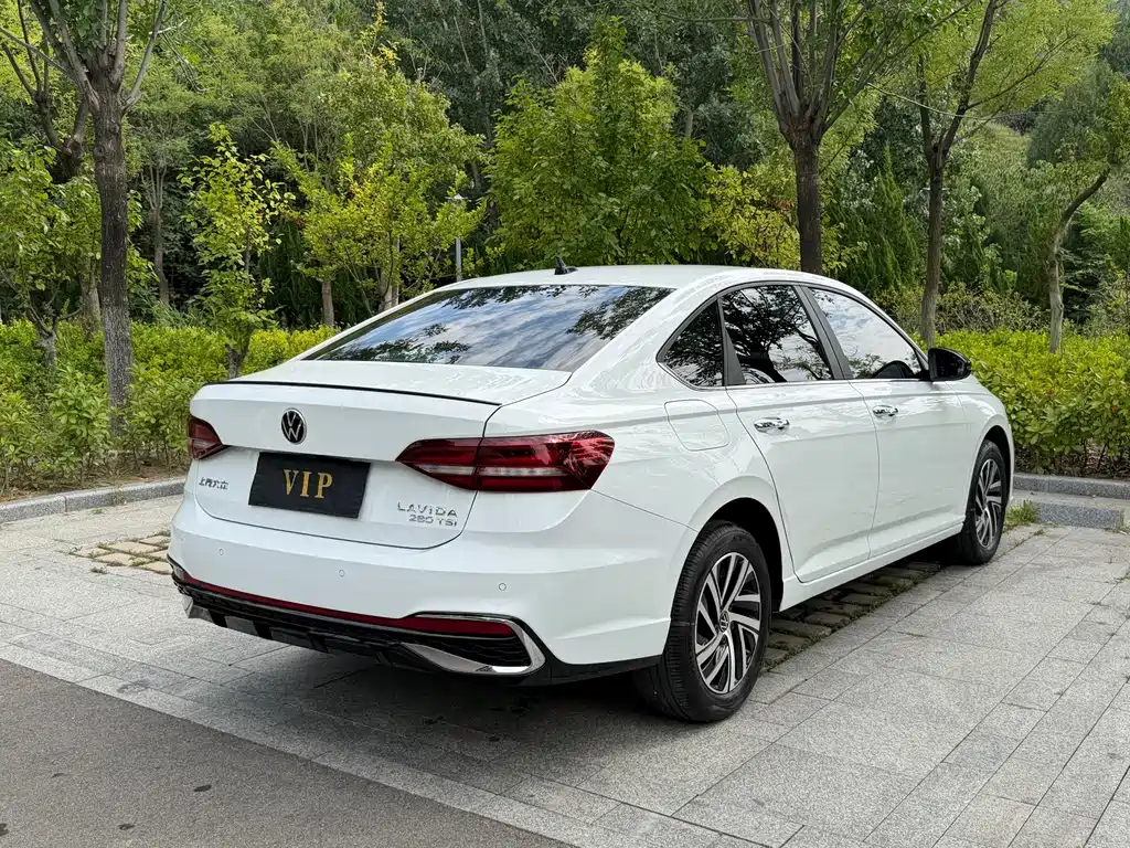 Volkswagen Lavida — миниатюра 13