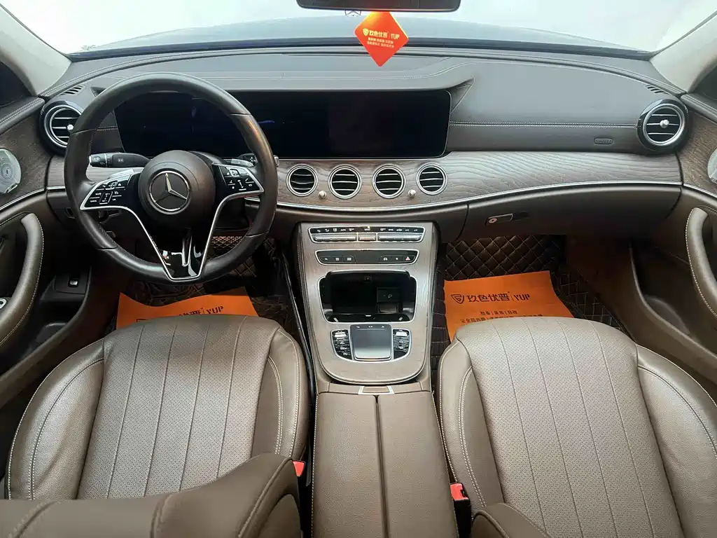 Mercedes-Benz E-Class — миниатюра 6