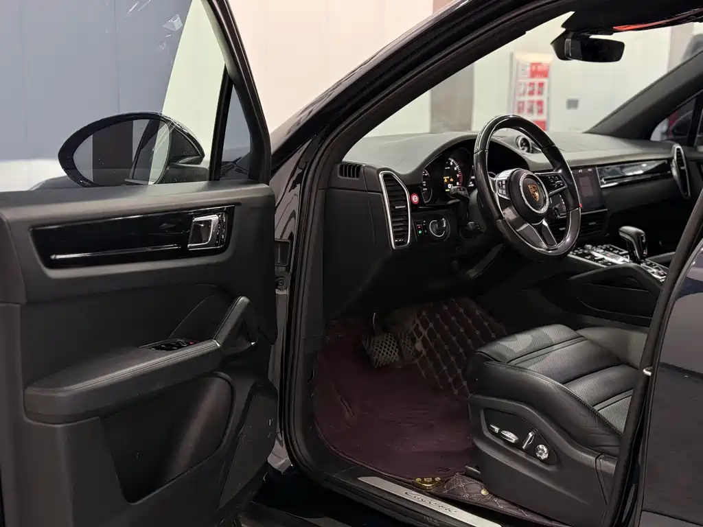 PORSCHE CAYENNE NEW ENERGY