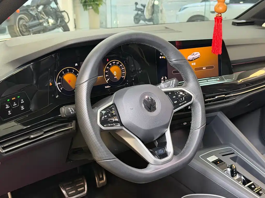 Volkswagen Golf — миниатюра 6
