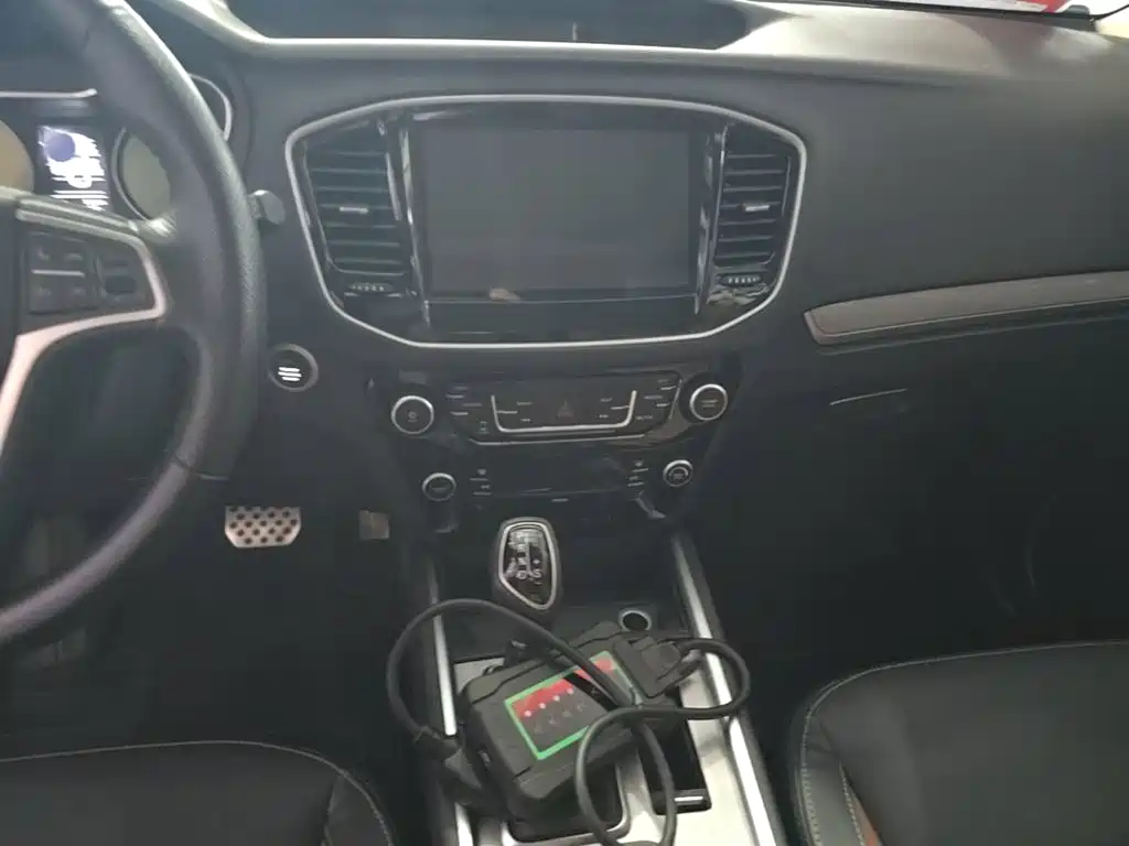 Geely Vision X6 — миниатюра 13