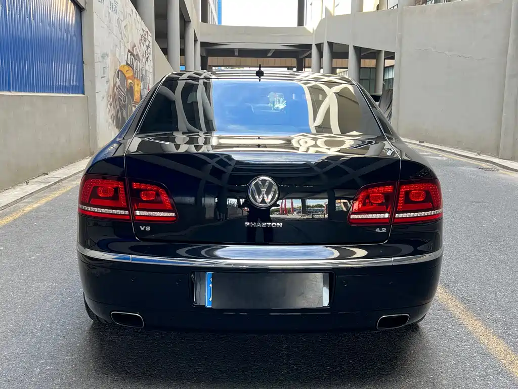 Volkswagen Phaeton — миниатюра 4