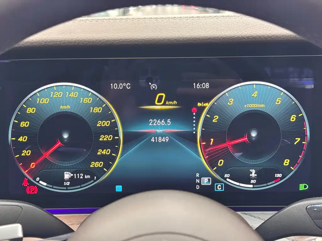 MERCEDES-BENZ E CLASS