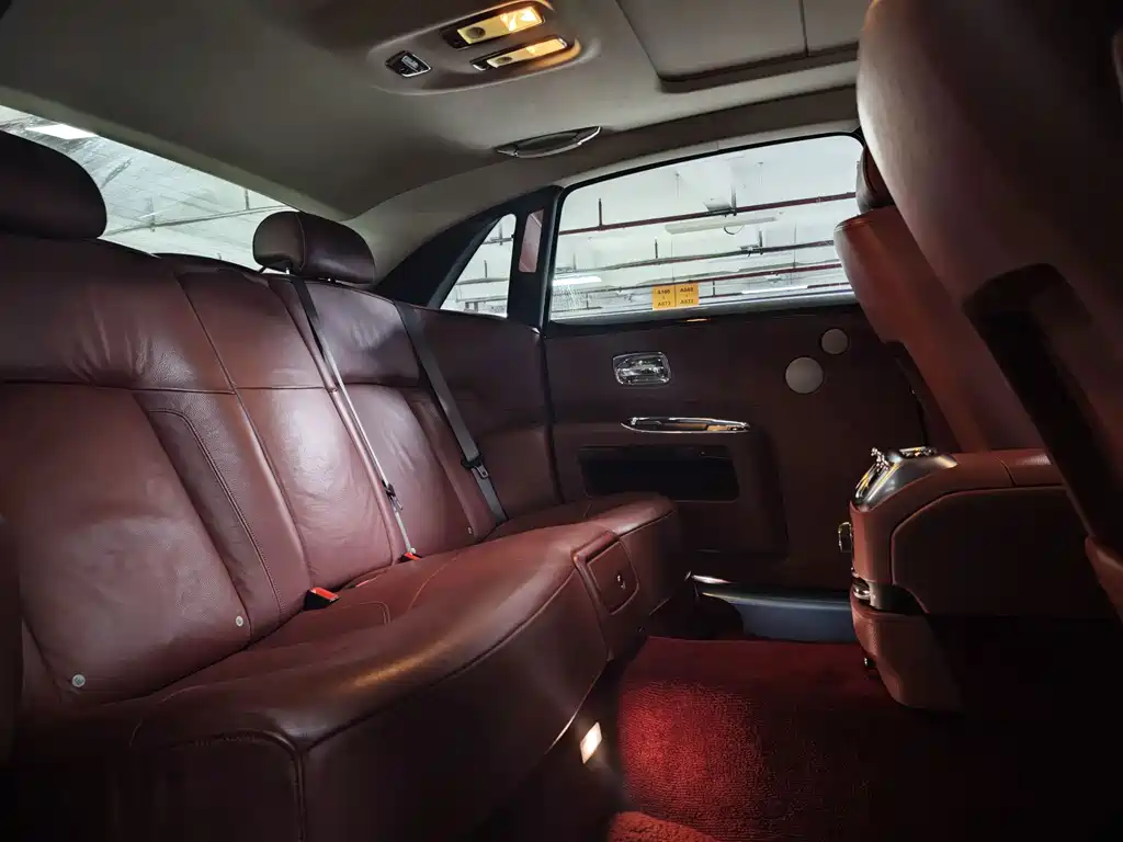 Rolls-Royce Ghost — миниатюра 9