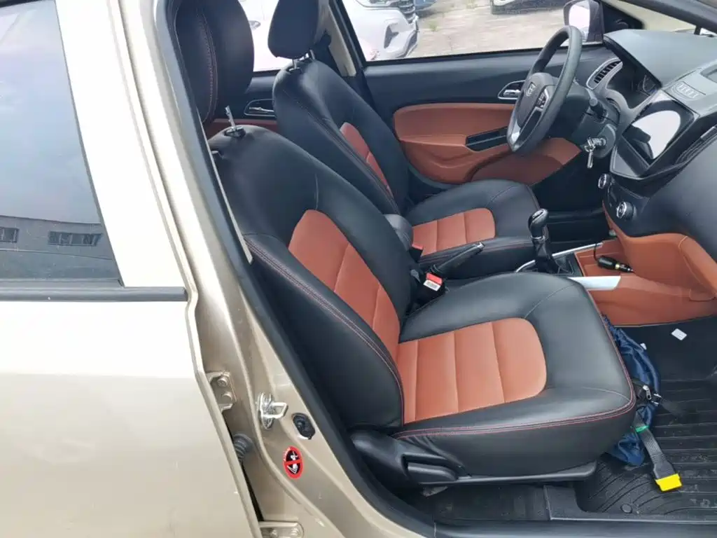 Geely King Kong — миниатюра 25