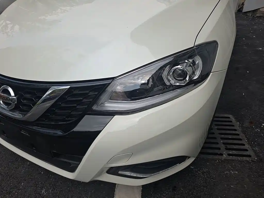 Nissan Tiida — миниатюра 24