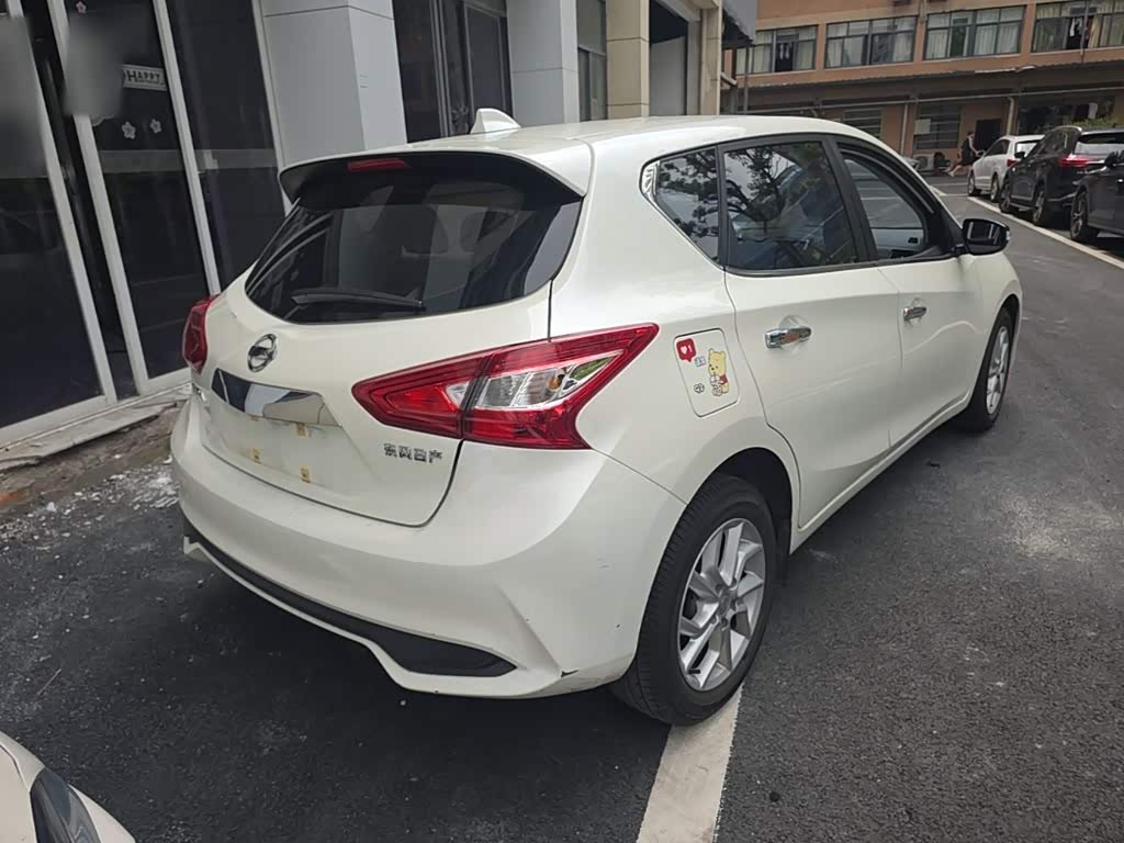 Nissan Tiida 1.6 л 2024 г. Белый, пробег 18900 км