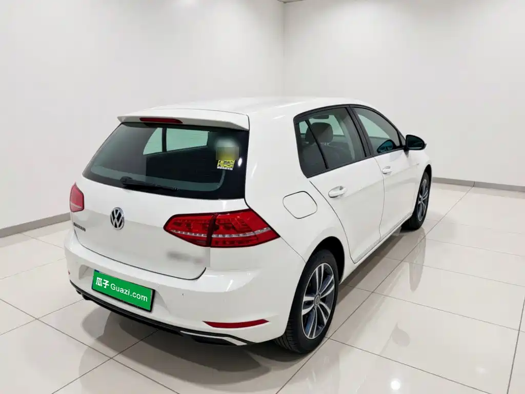 Volkswagen Golf — миниатюра 4