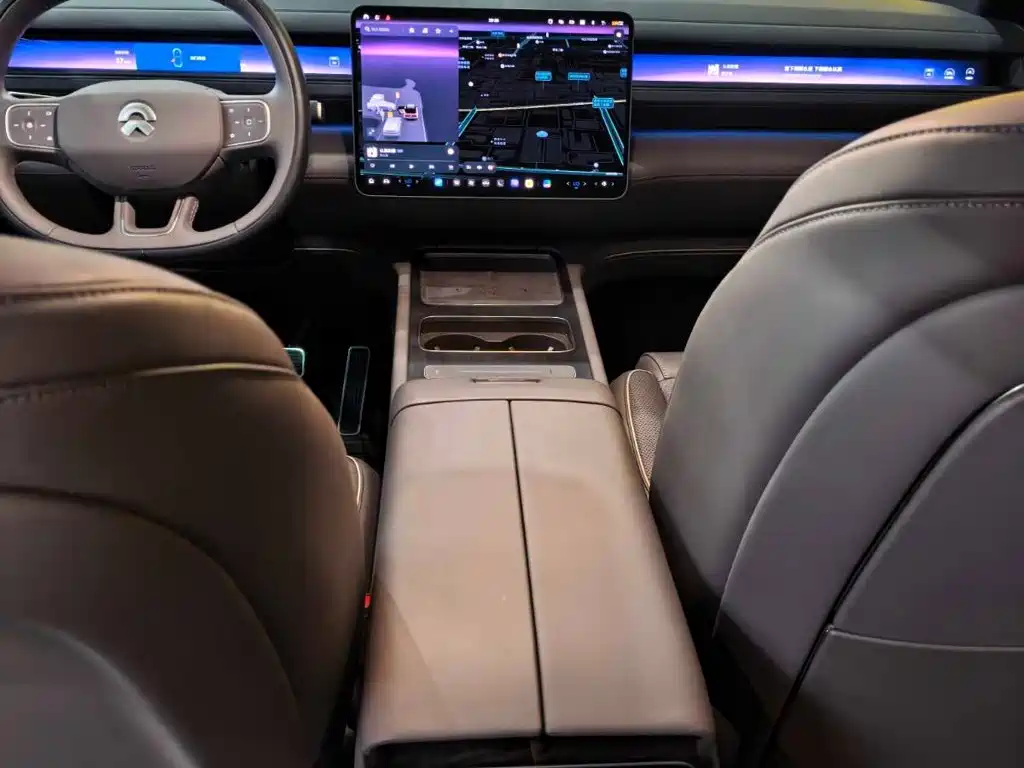 NIO ES8 — миниатюра 6