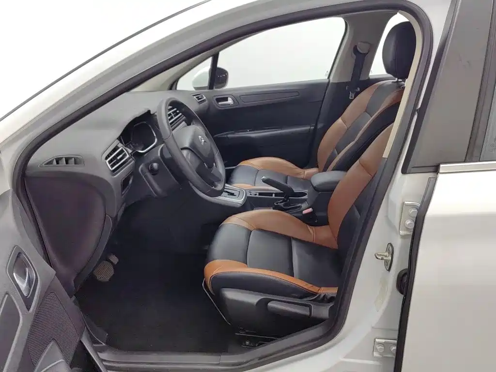 Citroen C4 — миниатюра 10