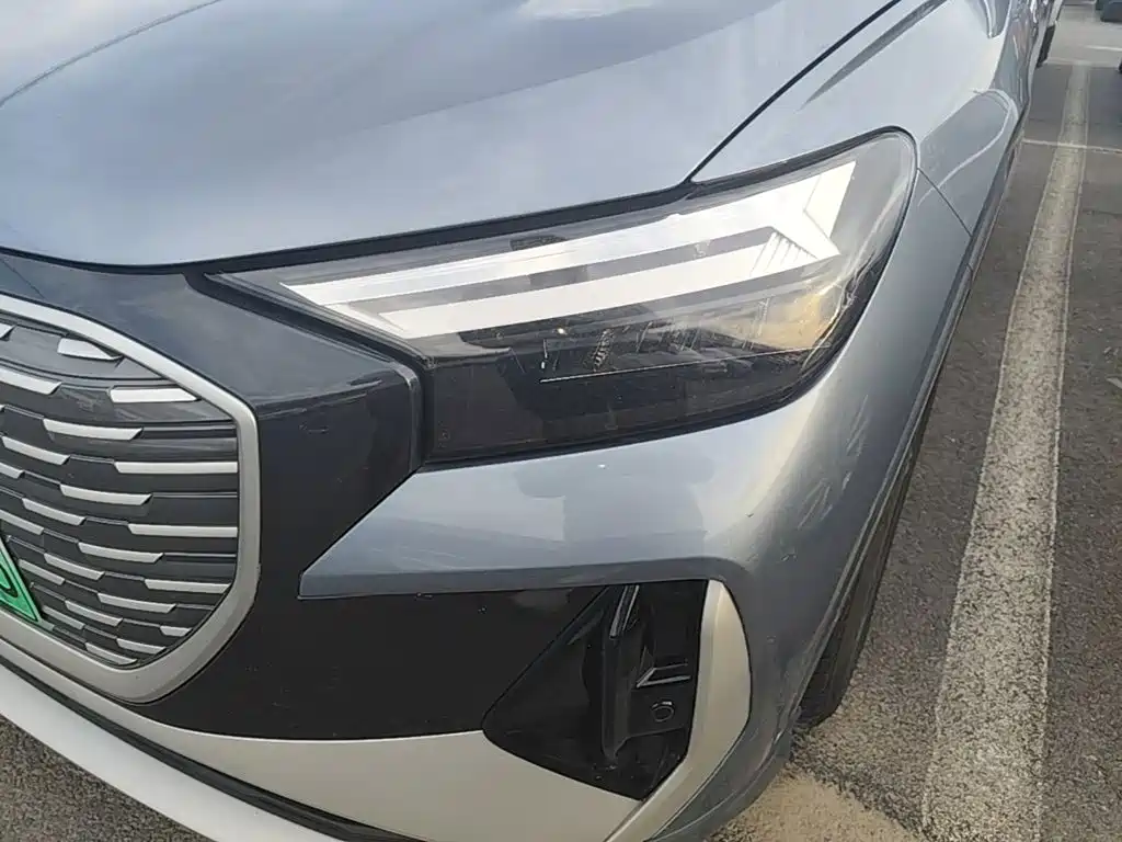 Audi Q4 e-tron — миниатюра 24