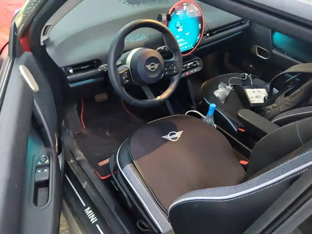 MINI MINI COOPER EV — миниатюра 21