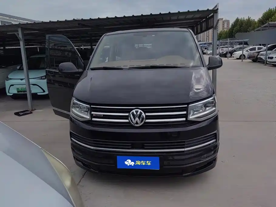 Volkswagen Caravelle — миниатюра 2