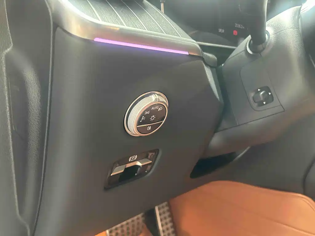 Mercedes-Benz GLC 2024 GLC 300 L 4MATIC Luxury 5 мест