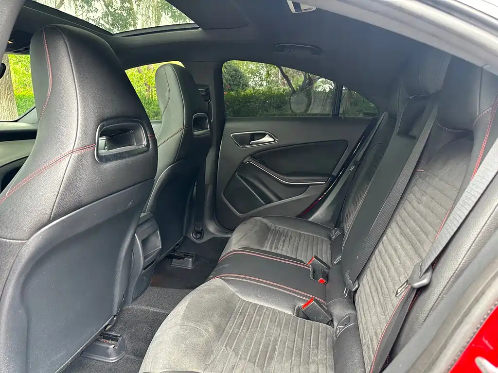 Mercedes-Benz CLA (Import) — миниатюра 12