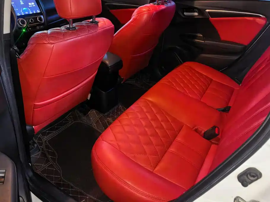 Honda Fit — миниатюра 11