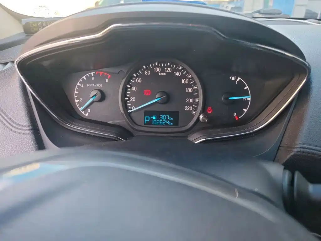 Ford Escort — миниатюра 9