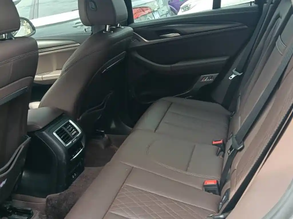 BMW X3 — миниатюра 12