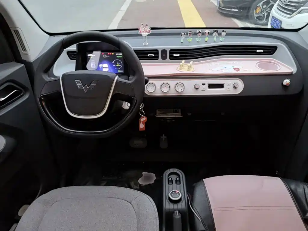 Wuling MINIEV — миниатюра 10