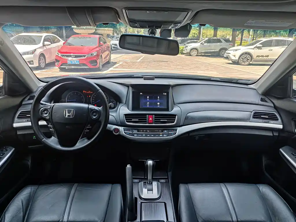 Honda Crosstour — миниатюра 8