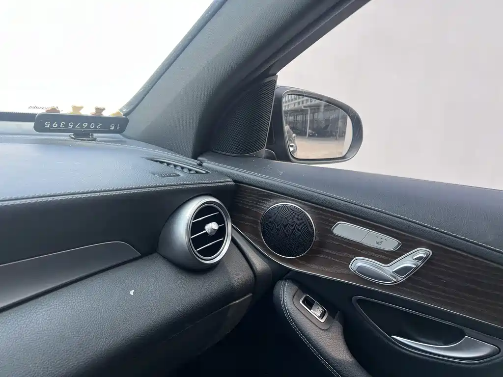Mercedes-Benz GLC — миниатюра 6