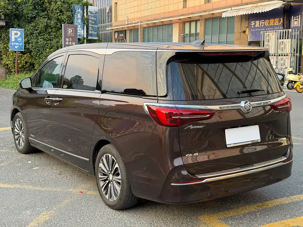 Buick GL8 — миниатюра 4
