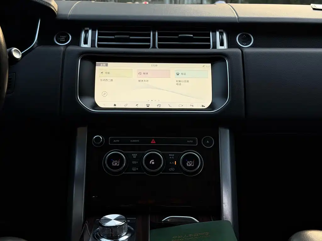 Land Rover Range Rover — миниатюра 18