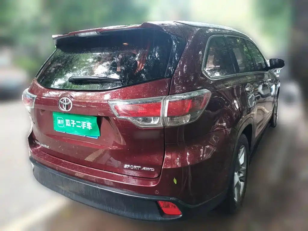 Toyota Highlander — миниатюра 6