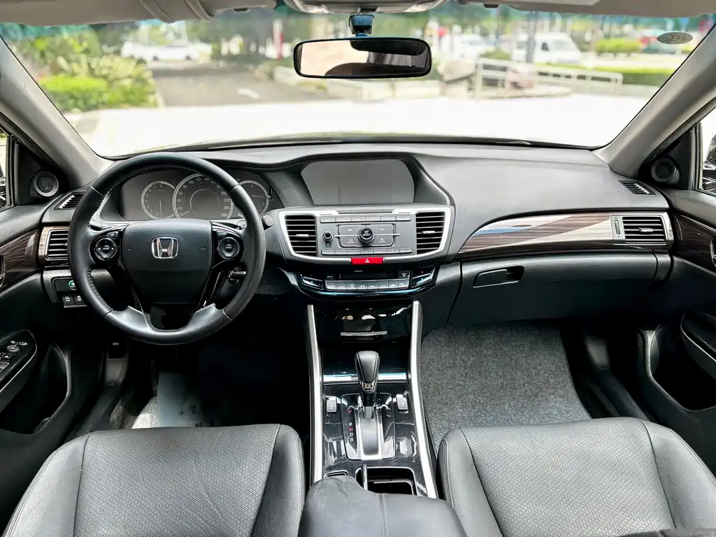 Honda Accord 2016 2.4L Comfort