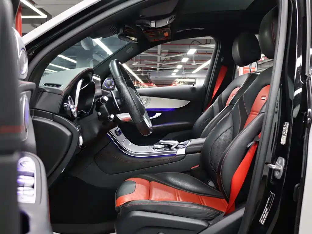 MERCEDES-BENZ GLC AMG