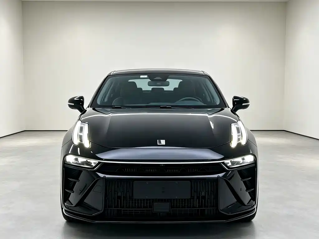 Lynk & Co 03 — миниатюра 2