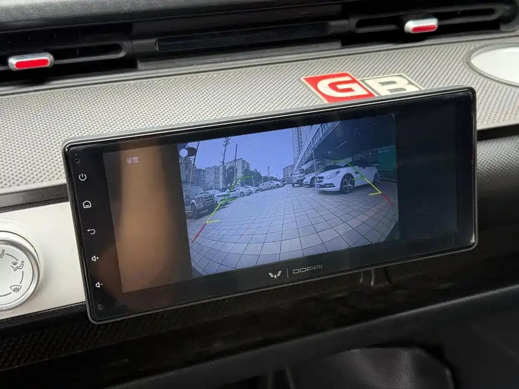 Wuling MINIEV — миниатюра 9