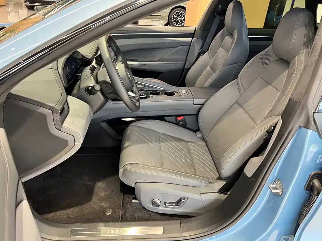 ZEEKR EXTREME KRYPTON 001