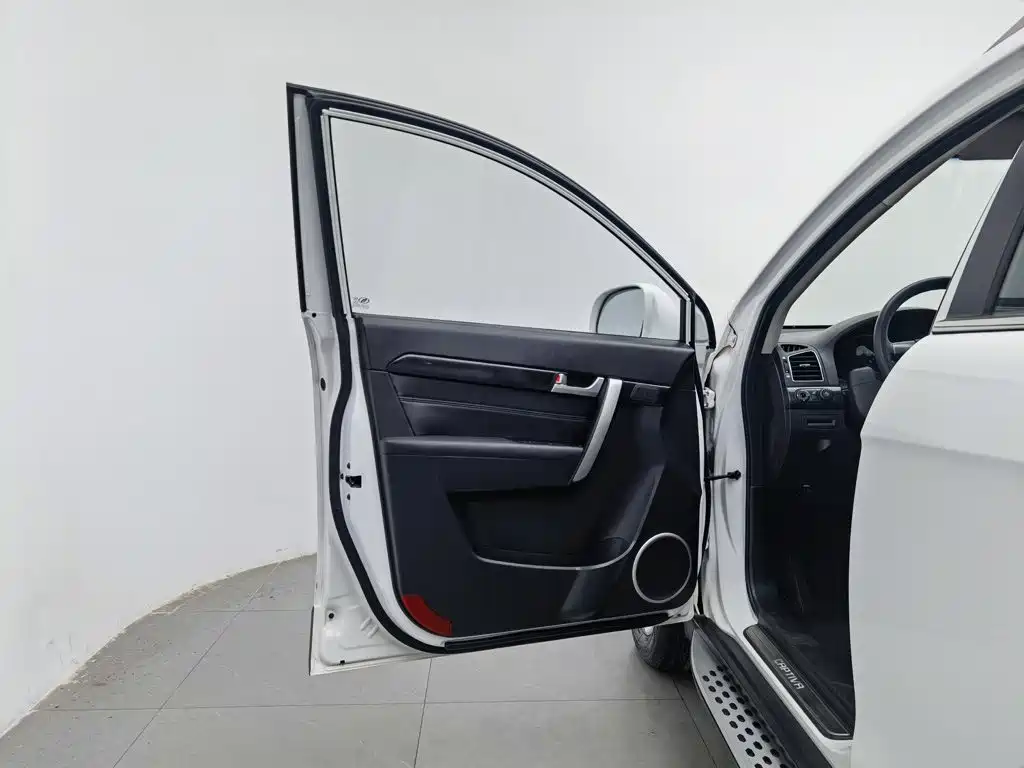 Chevrolet Captiva — миниатюра 8