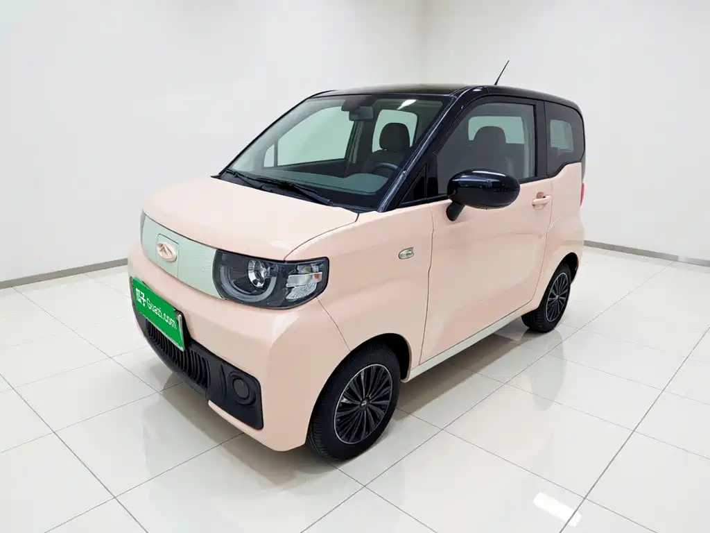 Заказать 奇瑞QQ QQ Ice Cream 2022 года за 691 677 ₽  из Китая
