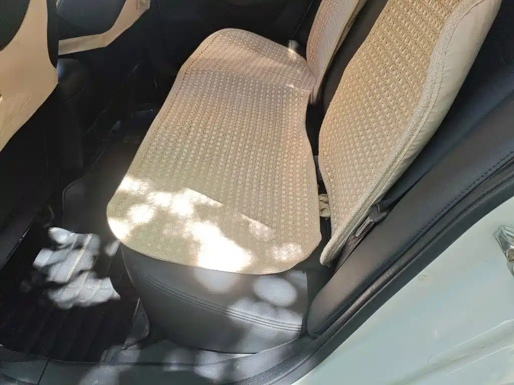 Roewe 360 — миниатюра 15