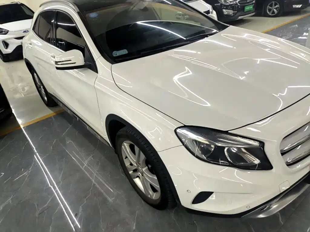Mercedes-Benz GLA — миниатюра 8