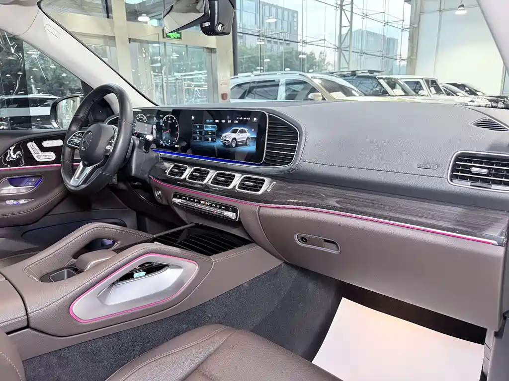Mercedes-Benz GLE (Import) — миниатюра 13