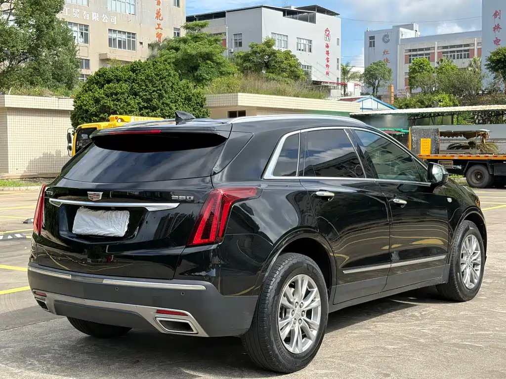 Cadillac XT5 — миниатюра 4
