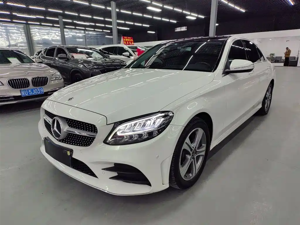 Mercedes-Benz C-Class 2019