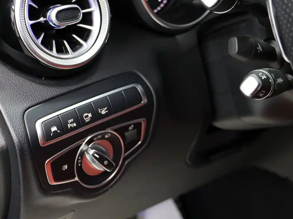 MERCEDES-BENZ GLC AMG